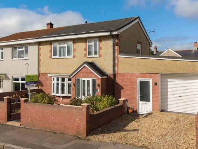 House for sale in Garndiffaith, Varteg