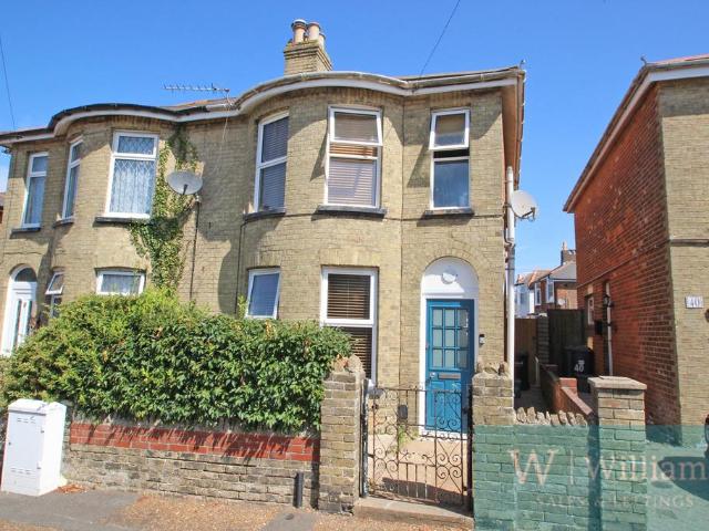 House for sale in Binstead, Ryde