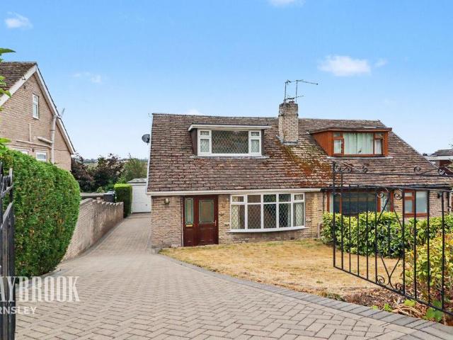 House for sale in Worsbrough, South Yorkshire