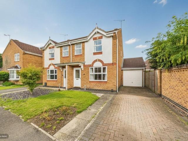 House for sale in Elmfield, Leicestershire