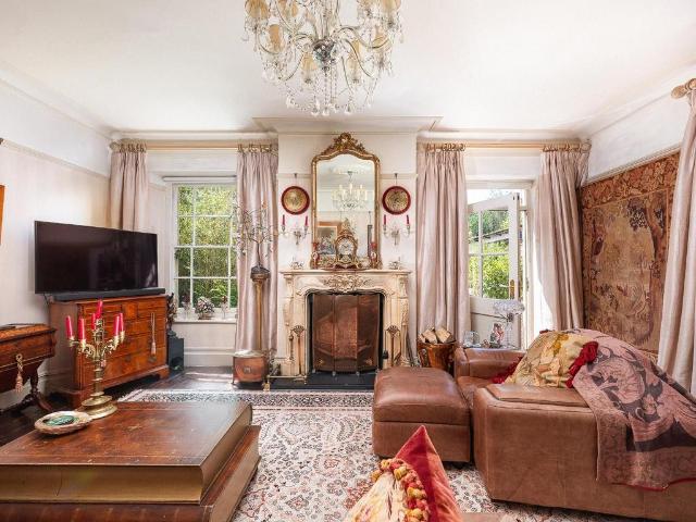 House for sale in Kingswood, South Gloucestershire