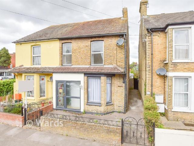 House for sale in Regent Quay, Oad Street