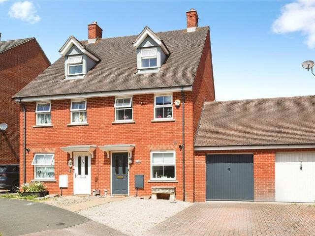 House for sale in Gloucester, Gloucestershire