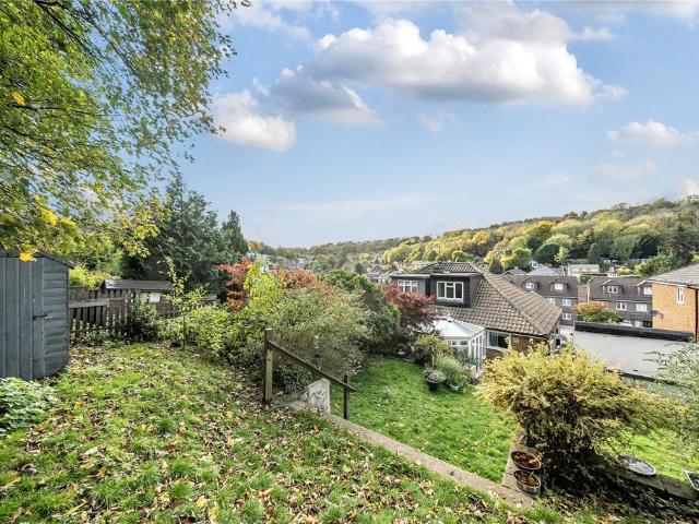 House for sale in Aperfield, Cat Hill