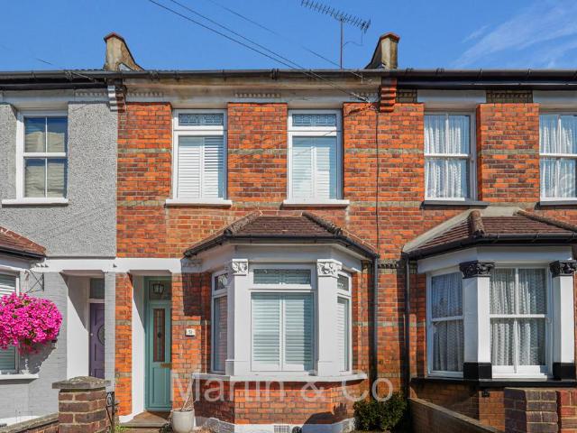 House for sale in London Borough of Croydon, Purley