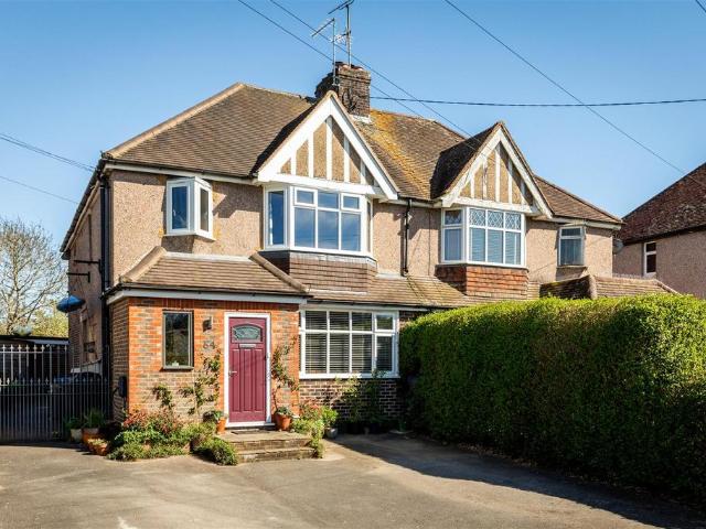 House for sale in Perryfields, West Sussex