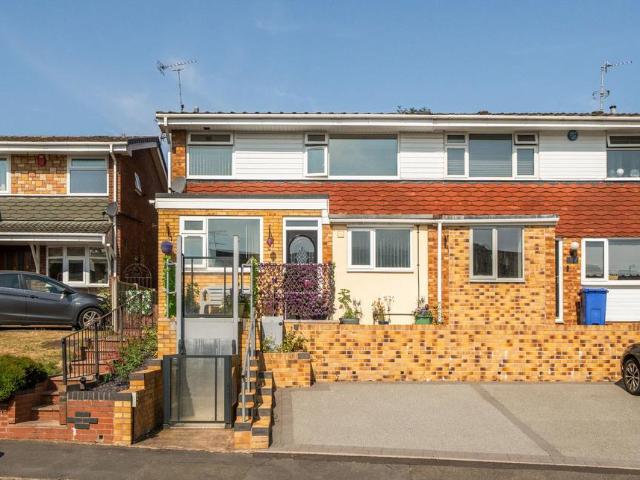 House for sale in Halesowen, West Midlands