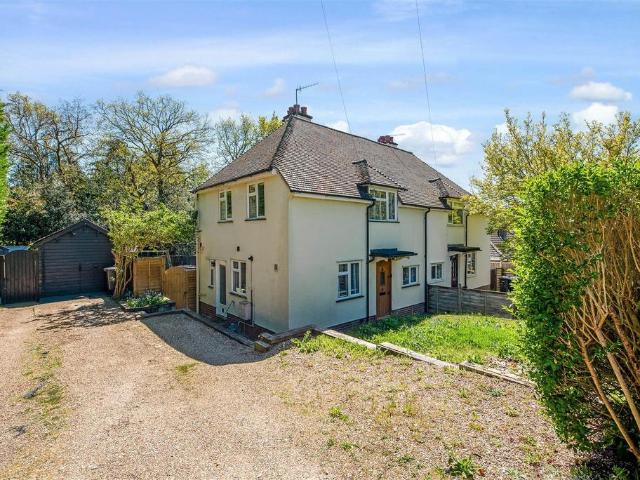House for sale in Lower Bourne, Fole