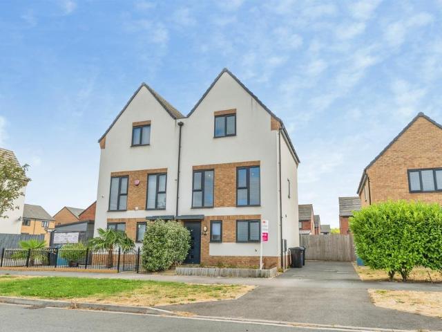 House for sale in Bransholme, Hull