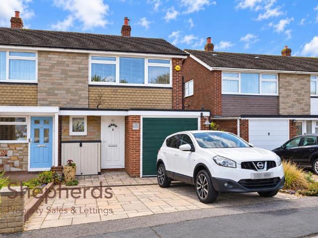House for sale in Cheshunt, Broxbourne