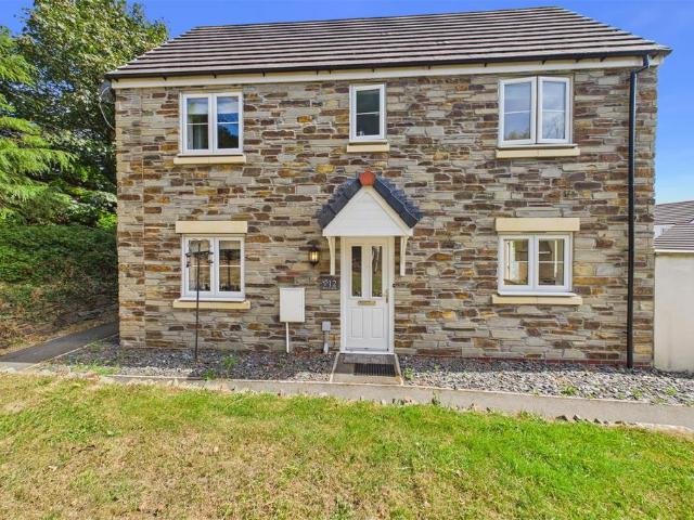 House for sale in Hendra Croft, Cornwall