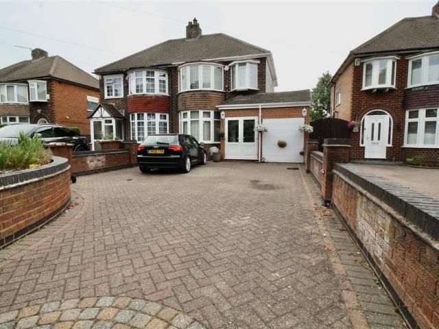 House for sale in Castle Bromwich, West Midlands