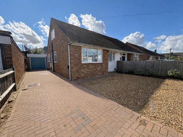 House for sale in Spinney Hill, Northampton