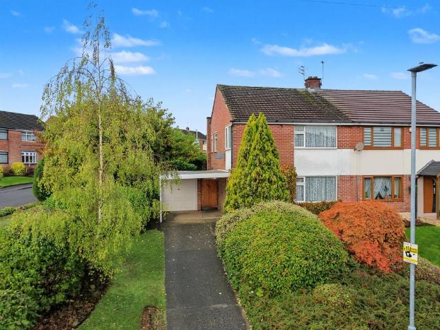 House for sale in Farleys, Ashfield