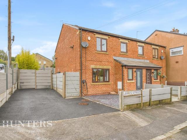 House for sale in Burnedge, Greater Manchester