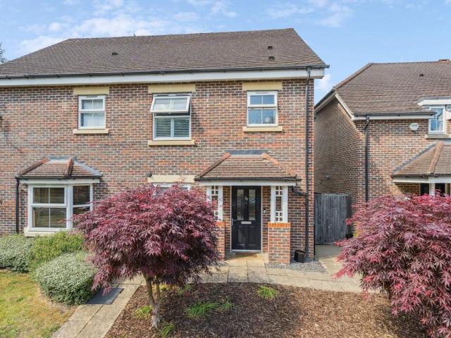 House for sale in Farnham Common, Buckinghamshire