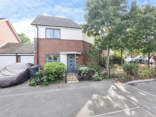House for sale in Coleshill, West Midlands