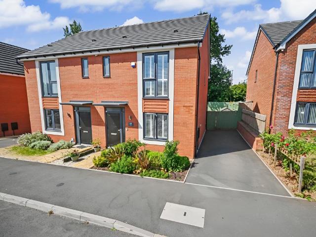 House for sale in Oxley, West Midlands