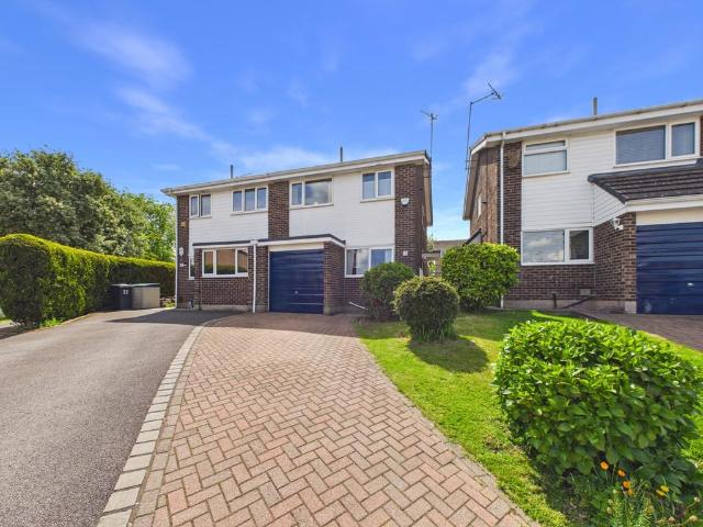 House for sale in Brackenfield, East Midlands