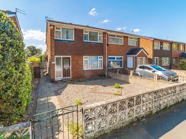 House for sale in Hurst Cross, Greenheys