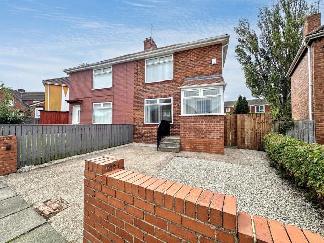 House for sale in Pelaw, Tyne And Wear