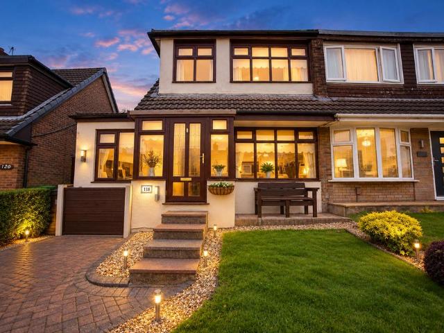 House for sale in Chadderton, Oldham