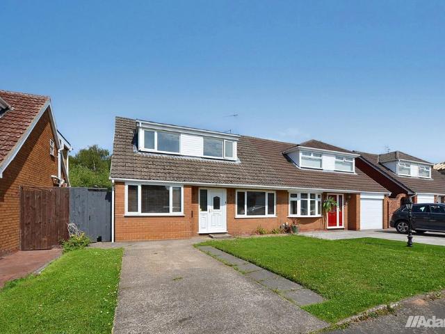 House for sale in Grange, Halton