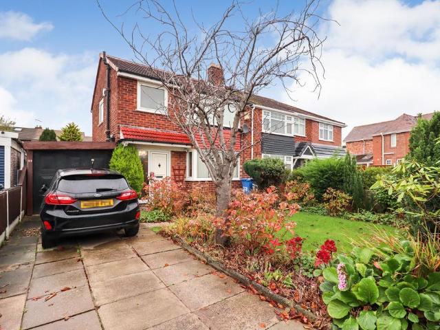 House for sale in Greystone Heath, Warrington