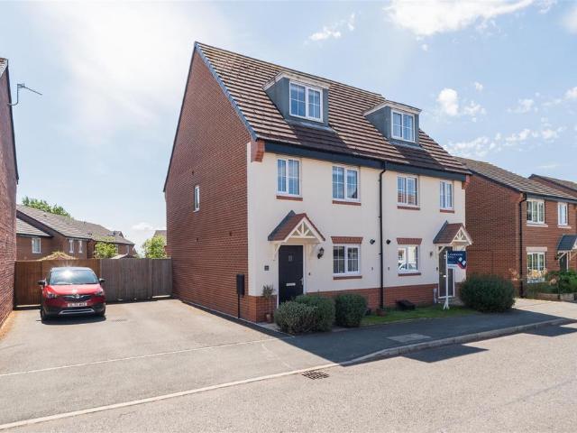 House for sale in Kelsall, Cheshire