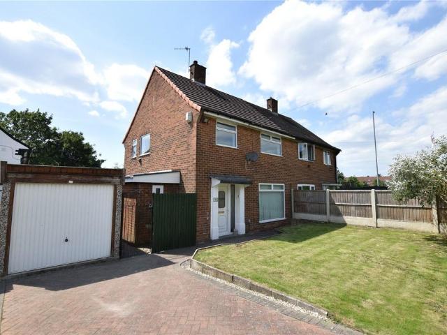 House for sale in Killingbeck, West Yorkshire