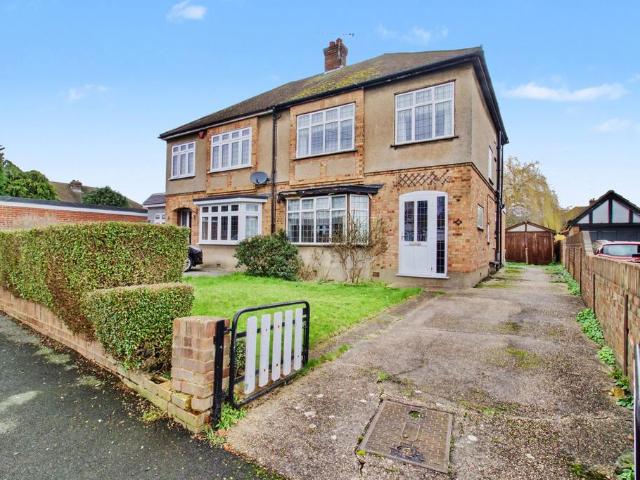 House for sale in Harold Wood, Greater London