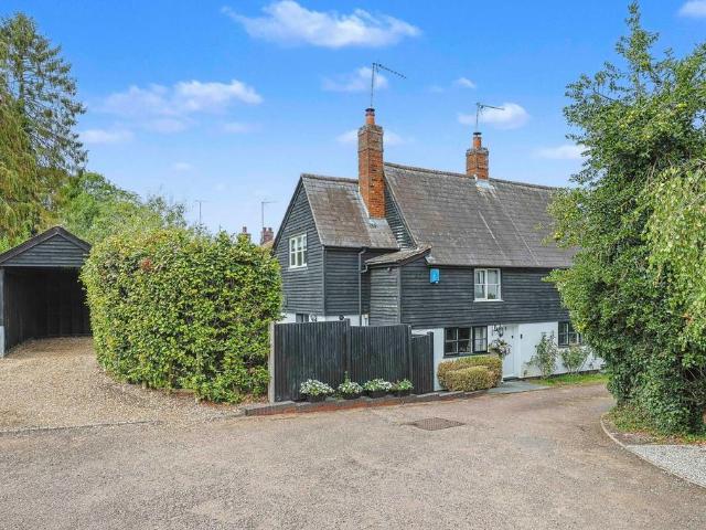 House for sale in King's Walden, Hertfordshire