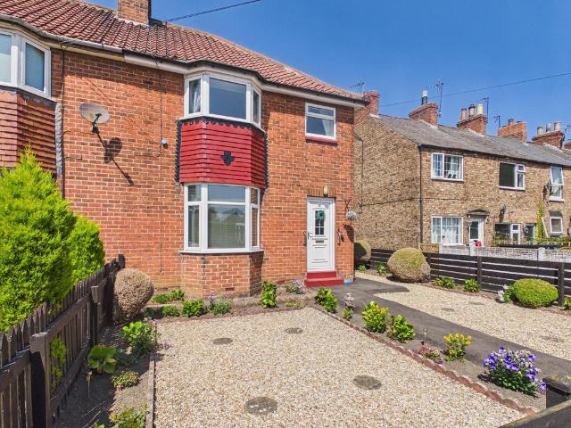 House for sale in Norton-on-derwent, North Yorkshire