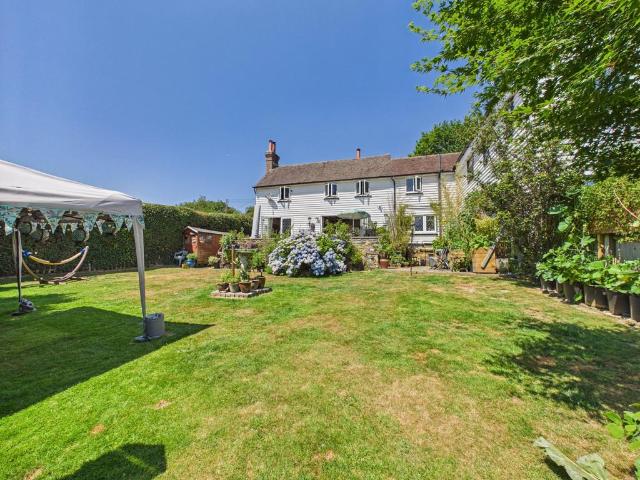 House for sale in Horsham, West Sussex