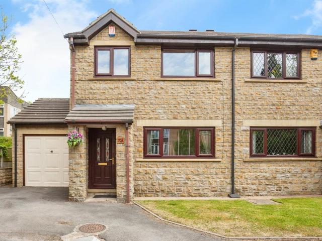 House for sale in Dewsbury Moor, Heckmondwike