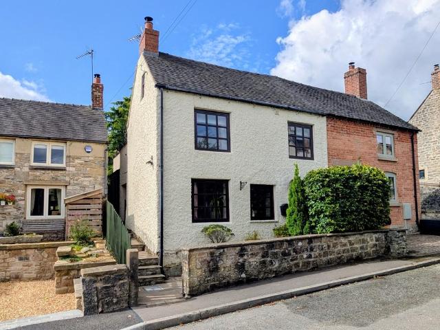 House for sale in Froggatt, East Midlands