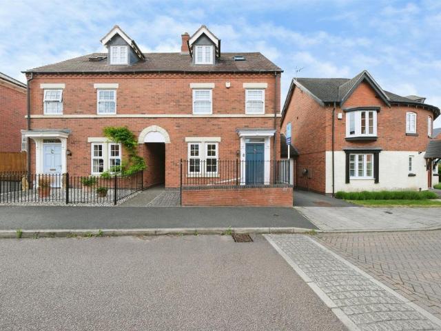 House for sale in King's Newton, Egginton