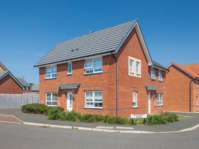 House for sale in Hazlerigg, Newcastle Upon Tyne