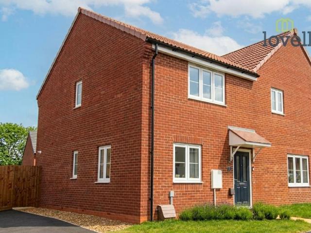 House for sale in Laceby