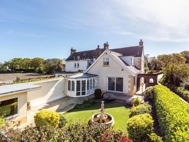 House for sale in Trinity, Scotland