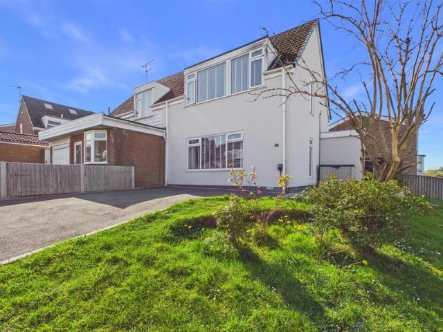 House for sale in Halesowen, West Midlands