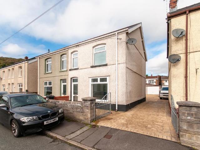 House for sale in Ystalyfera