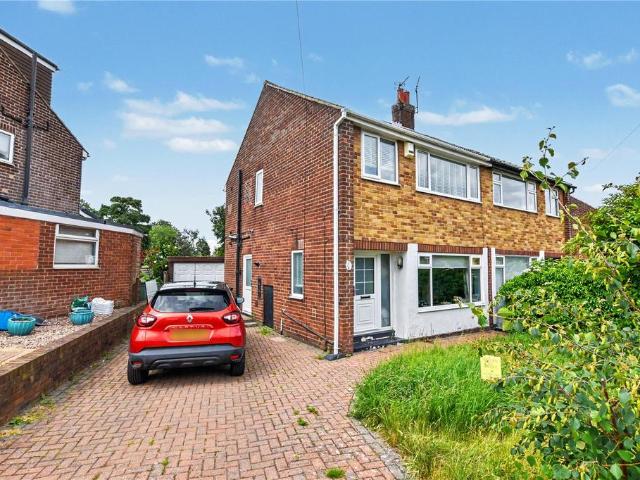 House for sale in Drighlington, West Yorkshire
