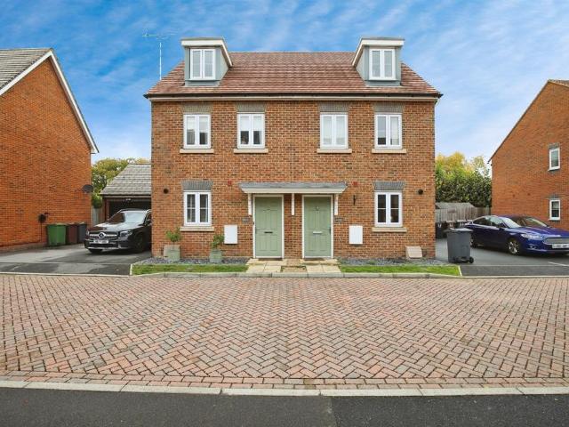 House for sale in Barton Stacey, Hampshire