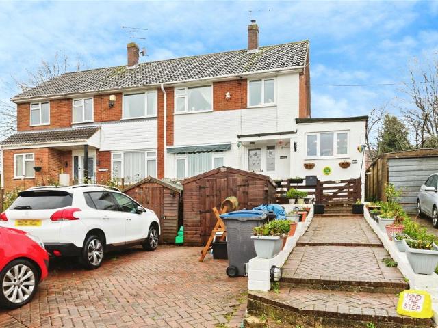 House for sale in Elvington, Ash