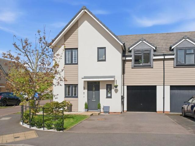 House for sale in Meon Vale, Alderminster