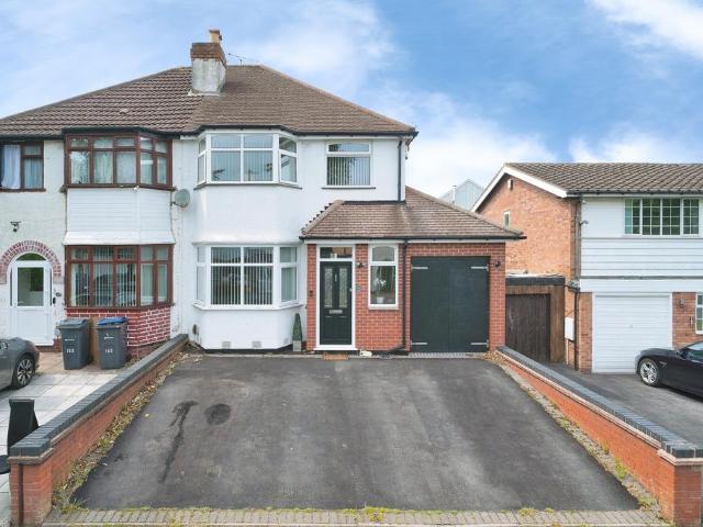 House for sale in Fox Hollies, West Midlands
