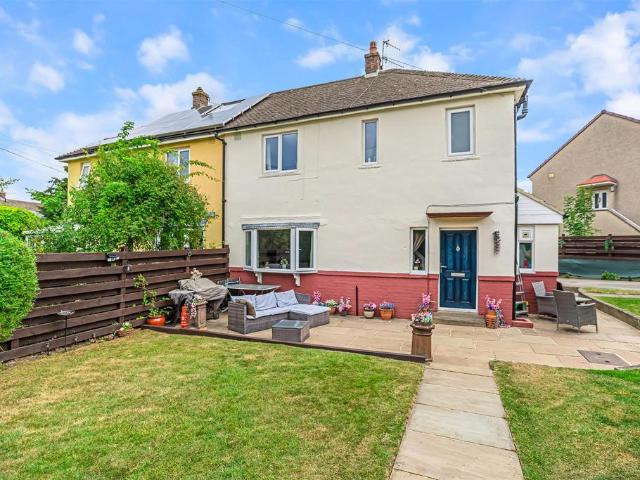 House for sale in Ben Rhydding, Bradford