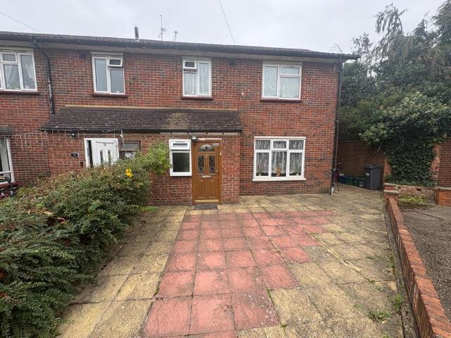 House for sale in London Borough of Hounslow, Hanworth