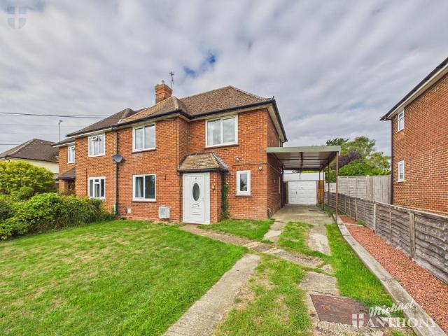 House for sale in Upton, Dinton